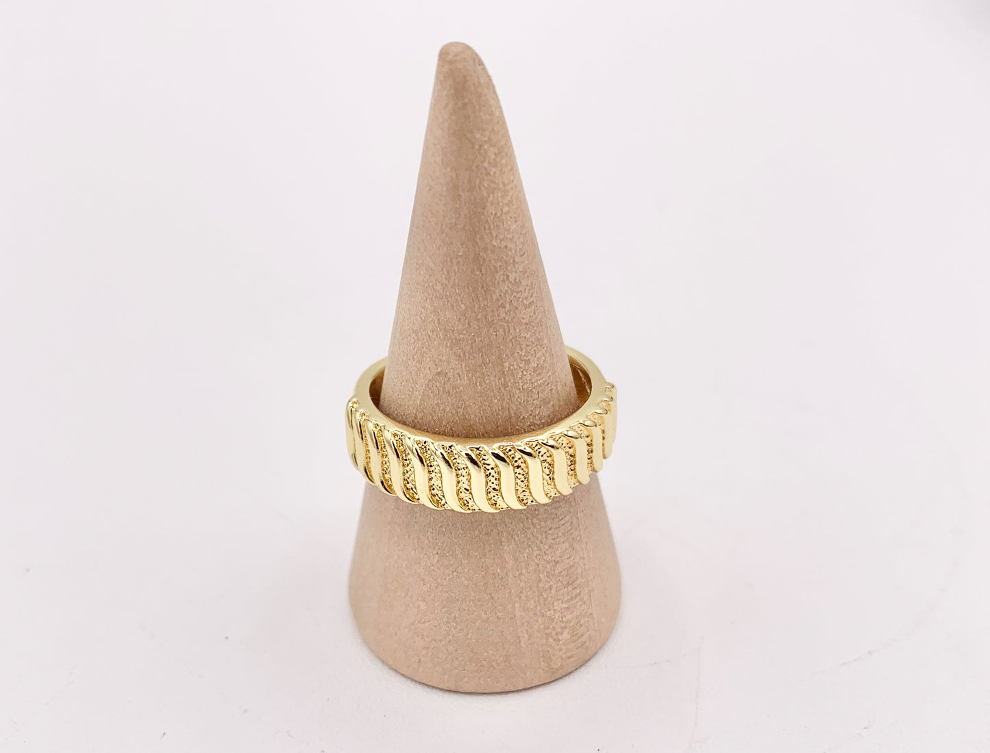 Waves Adjustable Ring Band in 18K Gold Plated Copper 6 pcs