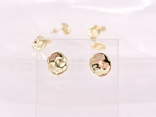 Load image into Gallery viewer, Wavy Oval Earring Component with Loop in 18K Gold Plated Copper 5pairs
