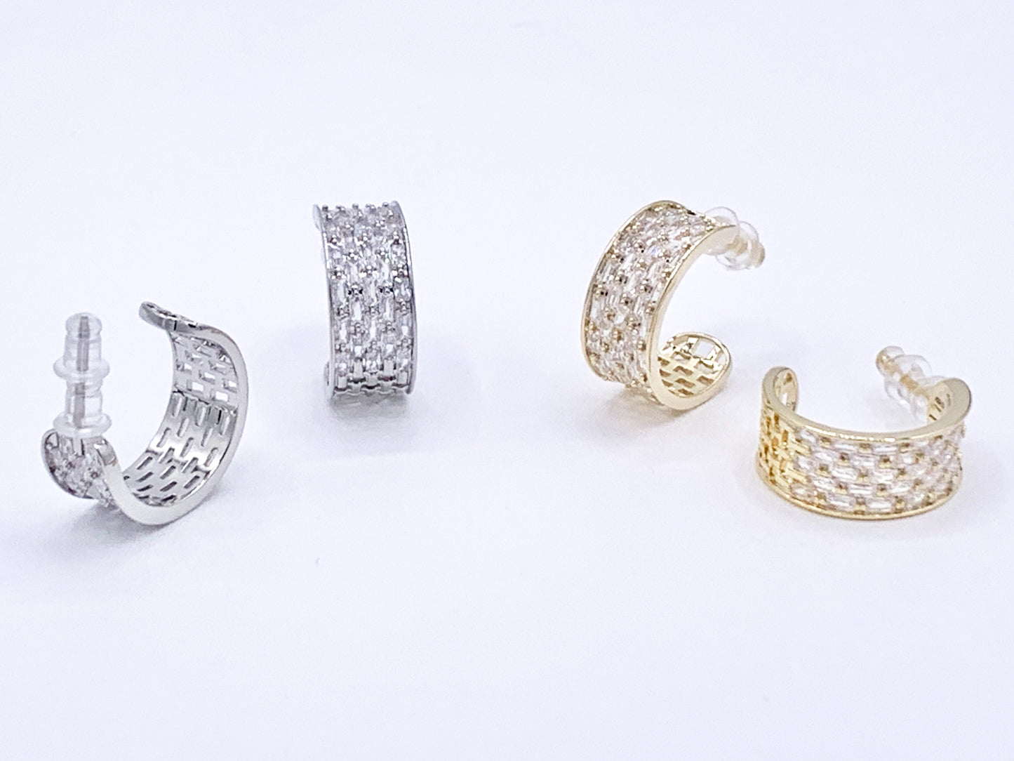 Pendientes de aro Huggie con pavé de circonita gruesa y diamantes de imitación deslumbrantes en oro de 18 quilates o cobre chapado en plata, 2 pares