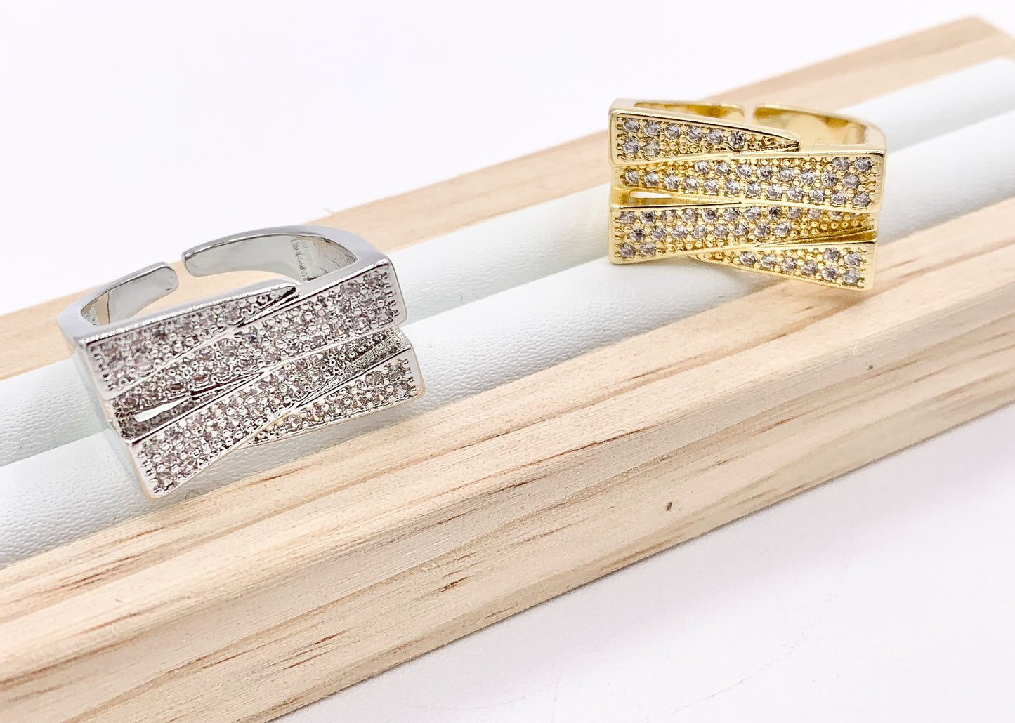 Bold Statement Zig Zag CZ Pave Ring in 18K Real Gold/Platinum Plated Copper 4pcs