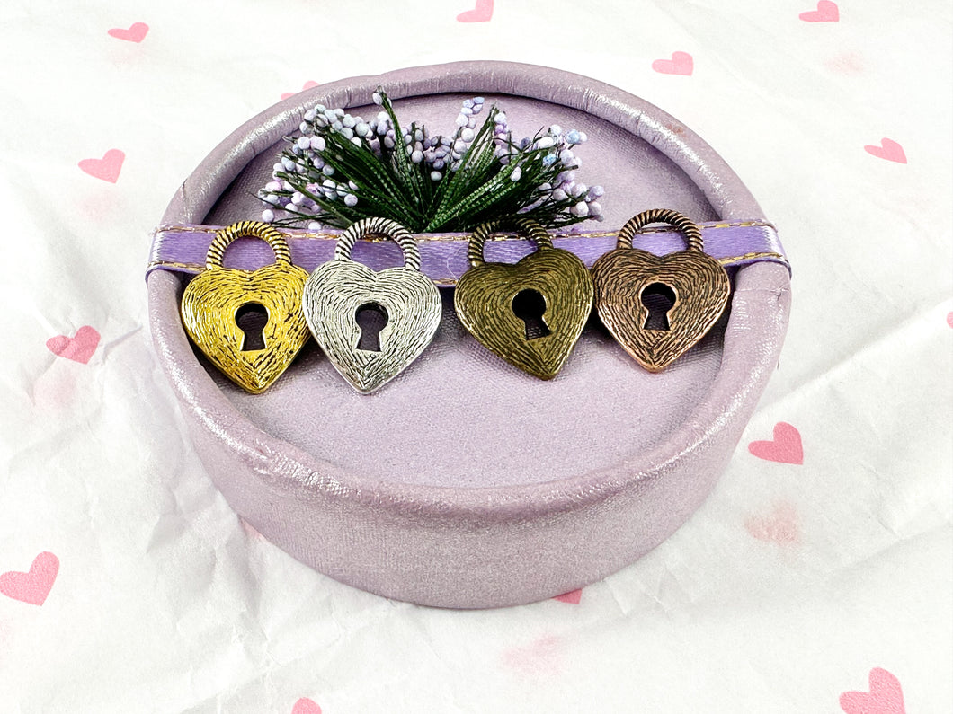 Pewter Rustic Heart Lock Charms Valentine's Day Heart Lock Textured Pendants in Antique Gold, Silver, Copper and Bronze Color