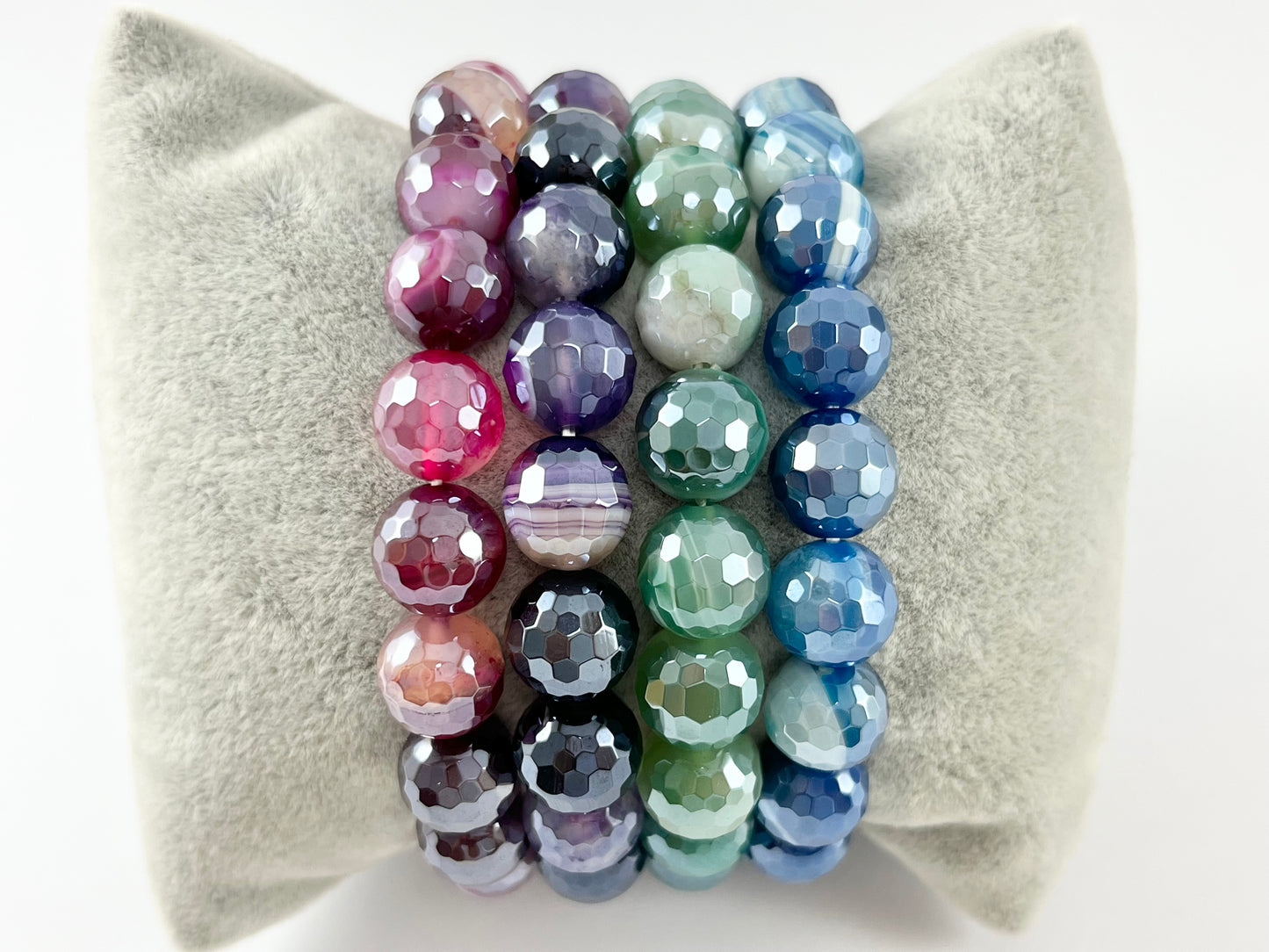 Pulseras elásticas de ágata redonda facetada pulida brillante Sardonyx electrochapada de 10 mm rosa intenso/púrpura/verde/azul/aguamarina/marrón/multicolor