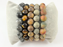 Cargar imagen en el visor de la galería, Pulseras elásticas brillantes y mate de piedra natural de 10 mm Labradorita negra facetada / Ojo de tigre / Jaspe artístico mate / Jaspe Picasso mate
