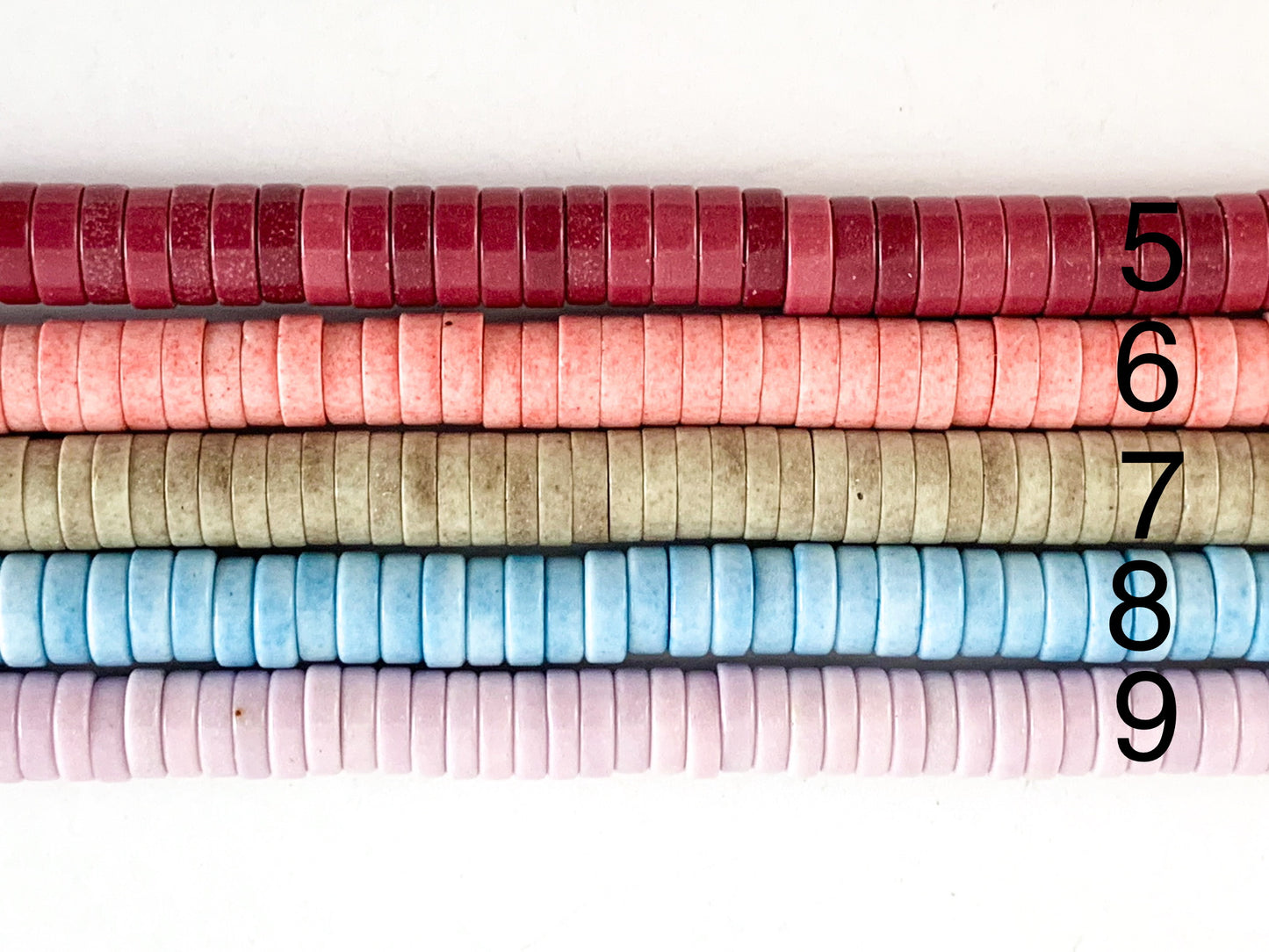 Cuentas brillantes lisas Heishi de ágata de color suave de 4-5 mm alrededor de 16"