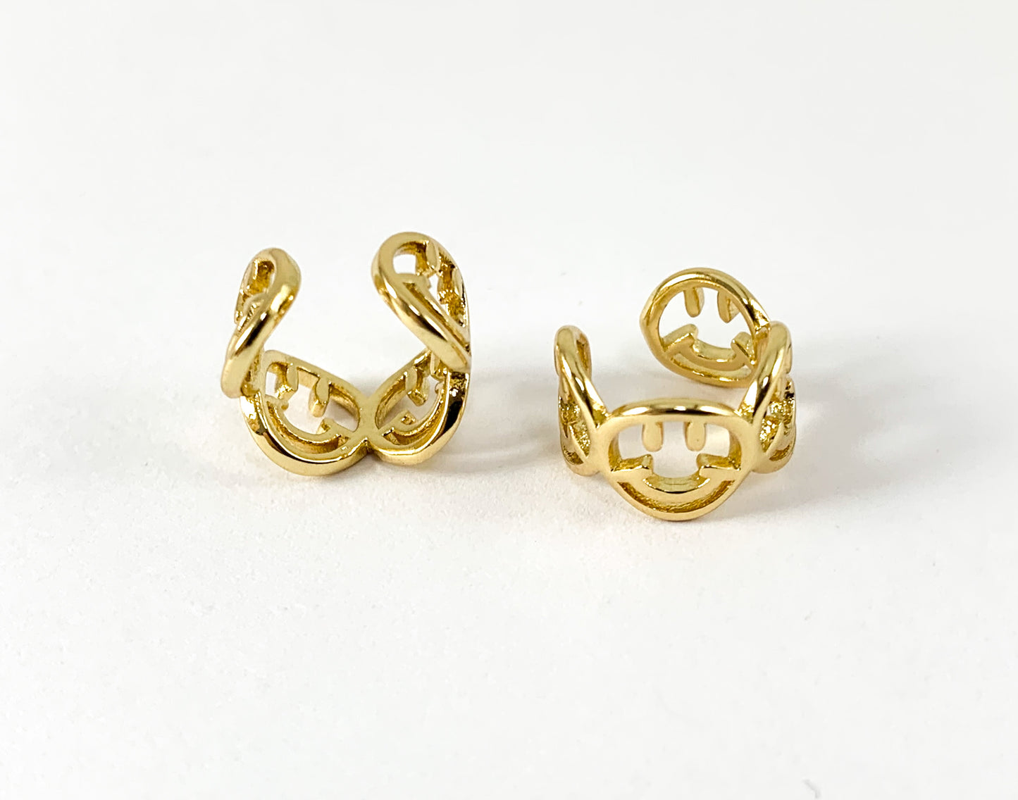 Ear Cuffs de latón con cara sonriente chapado en oro real de 18 quilates, 8 piezas