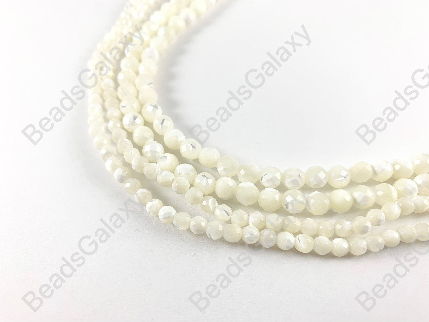 Natural Trocas/Trochidae Shell Faceted Mosaic Cream Round Beads Around 15"