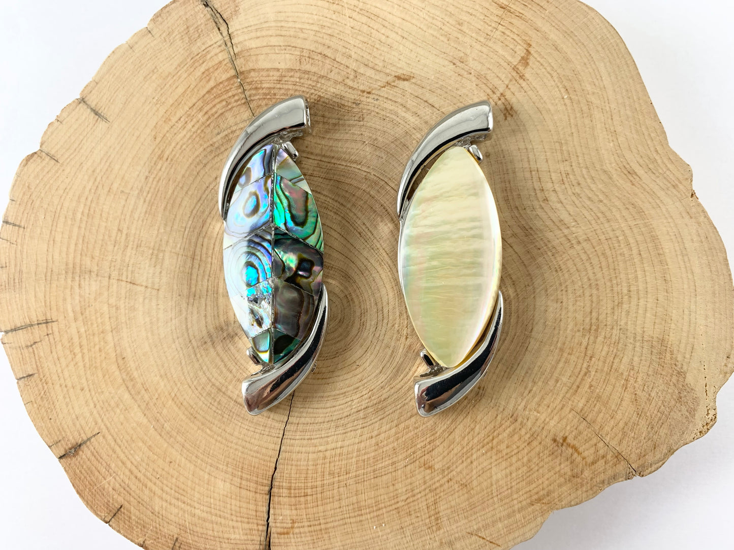 ¡Joyería/decoración de playa con colgante de plata con forma de marqués de concha de Trocas amarilla y abulón natural para el verano!