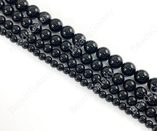 Cargar imagen en el visor de la galería, Obsidiana negra redonda, lisa, brillante, negra sólida, cuentas de piedras preciosas curativas naturales, pulsera para hombres y mujeres, alrededor de 15 &quot;- 16&quot; de hebra
