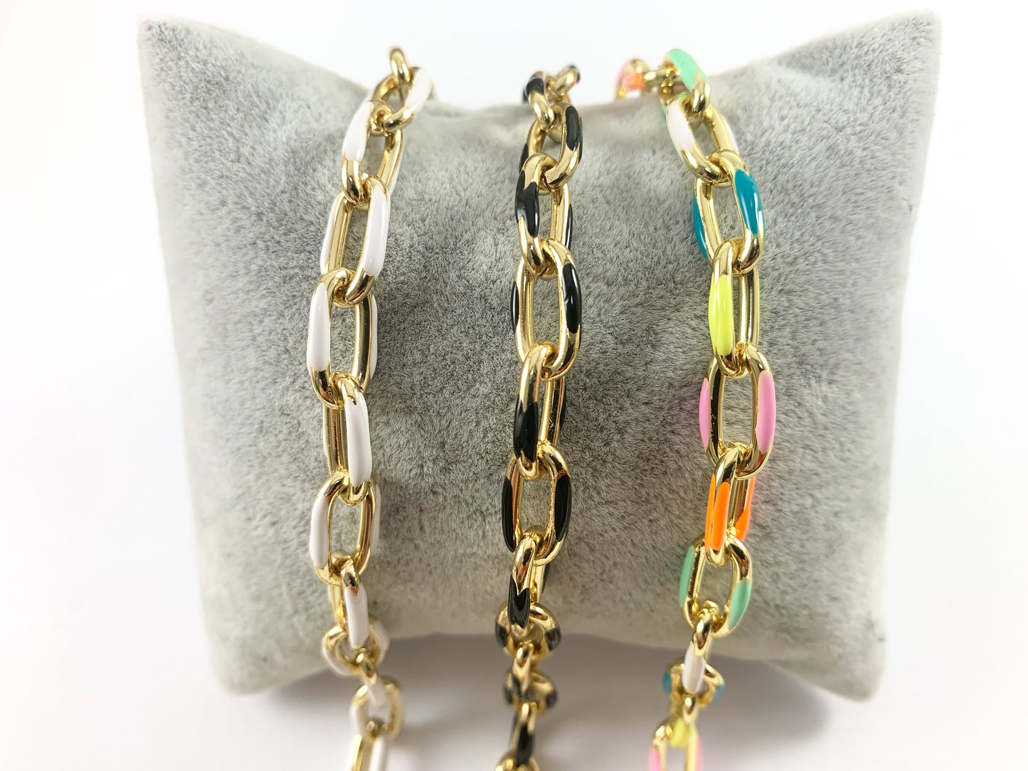 Cadena de eslabones ovalados coloridos y gruesos de cobre chapado en oro de 18 quilates y esmalte, fabricación/diseños de joyas de verano