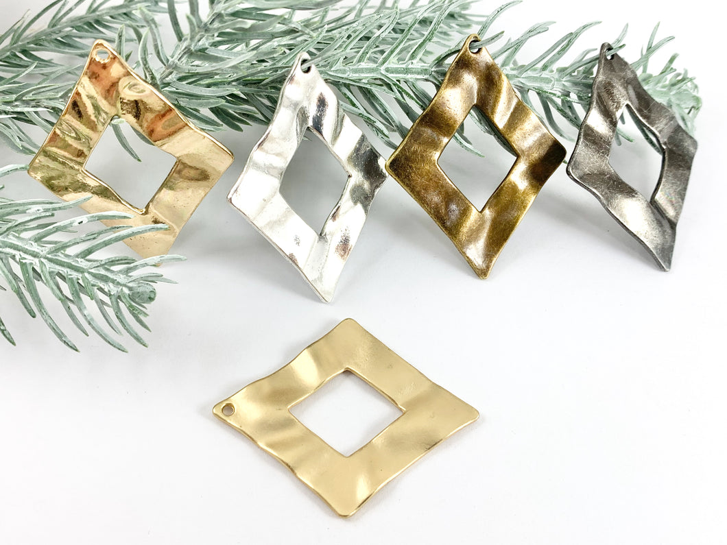 34x43mm Pewter Wavy Cut Out Rhombus Pendants Beautiful Diamond Shape Charms Bulk Order in Matte Gold, Gold, Silver, Brass and Gunmetal