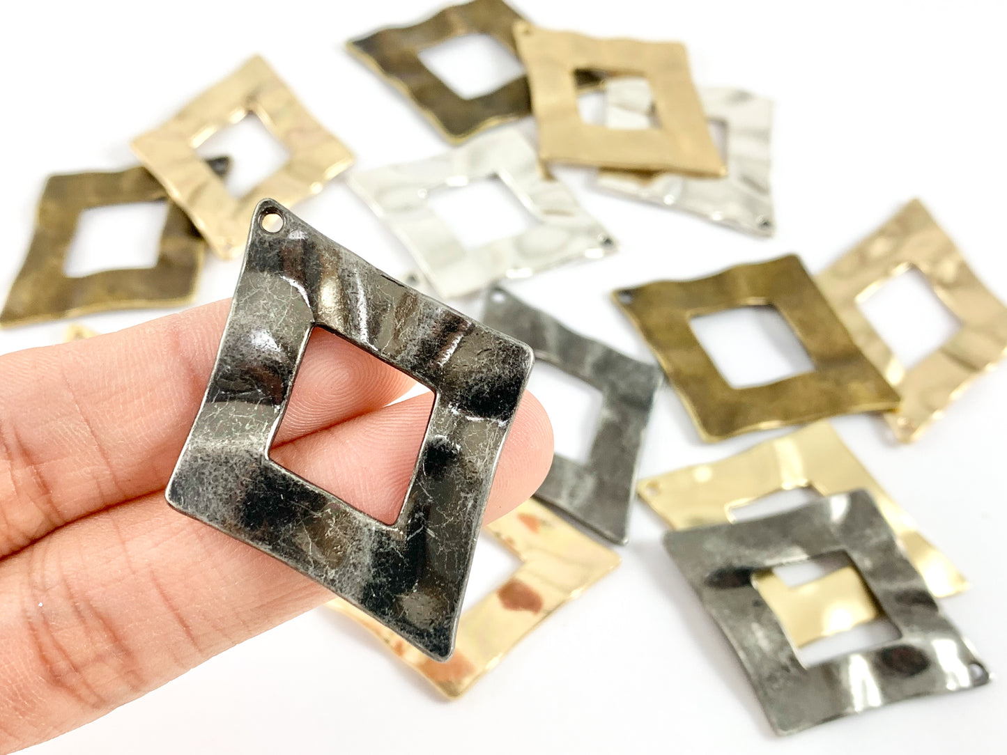 34x43mm Pewter Wavy Cut Out Rhombus Pendants Beautiful Diamond Shape Charms Bulk Order in Matte Gold, Gold, Silver, Brass and Gunmetal
