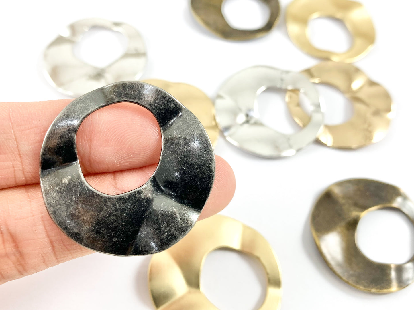 31x32mm Pewter Wavy Cut Out Circle Pendants Bulk Order in Matte Gold, Gold, Silver, Brass and Gunmetal