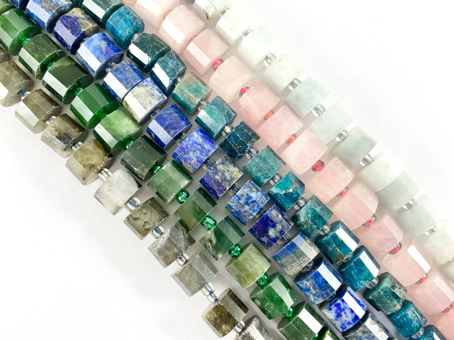 Cuentas de tubo de piedras naturales cortadas a mano de alta calidad aguamarina, cuarzo rosa, apatita, lapislázuli, jade canadiense, labradorita alrededor de 15"