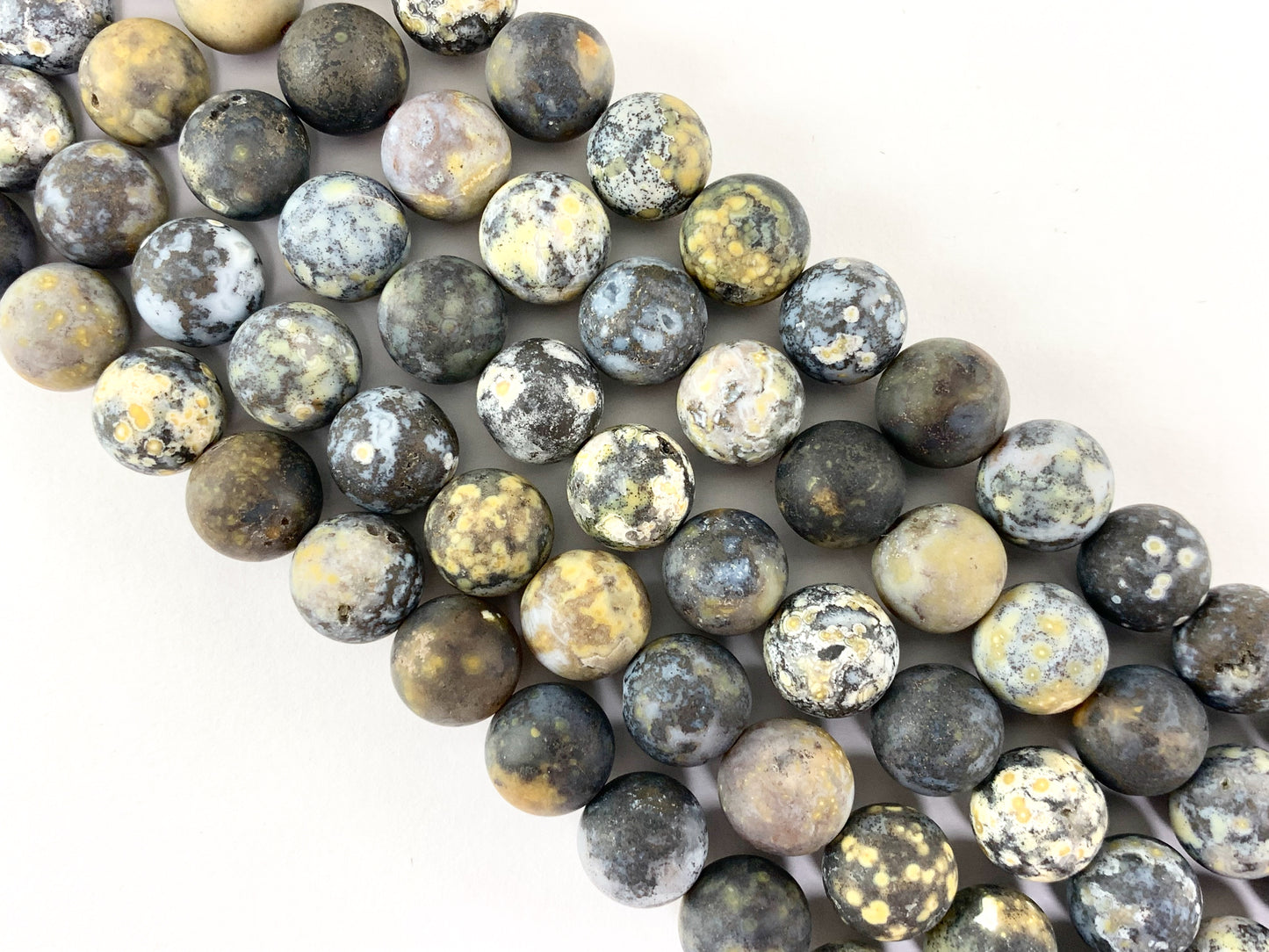 Natural amarillo azul océano jaspe redondo liso mate cuentas de piedras preciosas naturales para hombres/mujeres fabricación de joyas 15 "-16"
