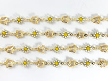 Load image into Gallery viewer, 18K Gold Plated Enamel Plated Copper White Daisy Flower with Butterfly Chain 1 Spool
