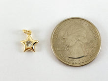 Cargar imagen en el visor de la galería, Real 18K chapado en oro Micro CZ Star Pave Charm sobre latón 10PCS
