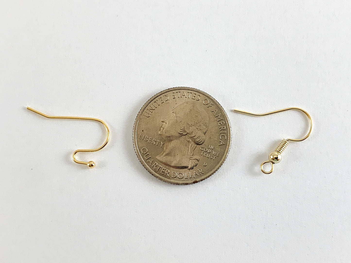 Gancho para aretes de latón chapado en oro real de 18 quilates 95-100 piezas
