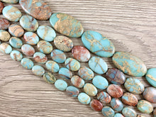 Cargar imagen en el visor de la galería, Cuentas de piedras preciosas planas ovaladas Aqua Terra Jasper
