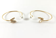 Load image into Gallery viewer, Real Gold18K Plated Copper Butterfly Bracelet Cuffs/Bangles with Mother of Pearl 3pcs
