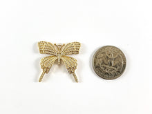 Cargar imagen en el visor de la galería, Colgante con pavé de mariposa micro CZ chapado en oro real/platino de 18 quilates sobre latón, 3 piezas
