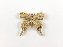 Cargar imagen en el visor de la galería, Colgante con pavé de mariposa micro CZ chapado en oro real/platino de 18 quilates sobre latón, 3 piezas
