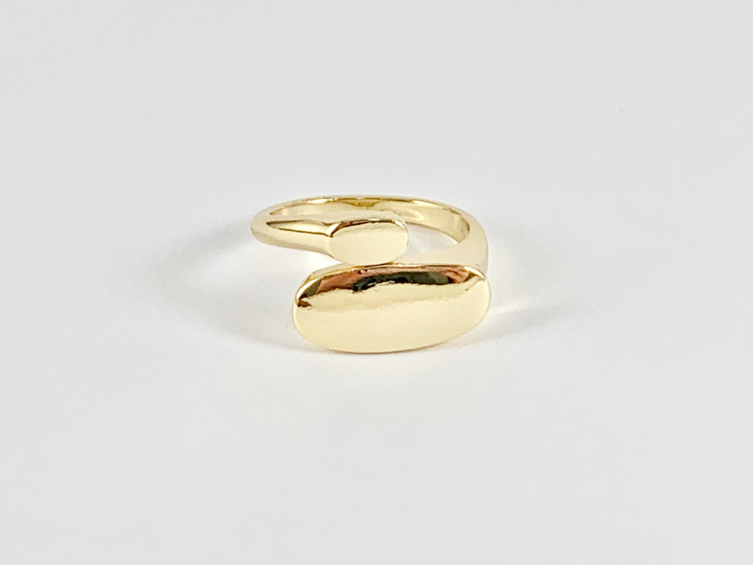 Anillo Ajustable Bypass Oval Plano en Cobre bañado en Oro de 18K 4uds