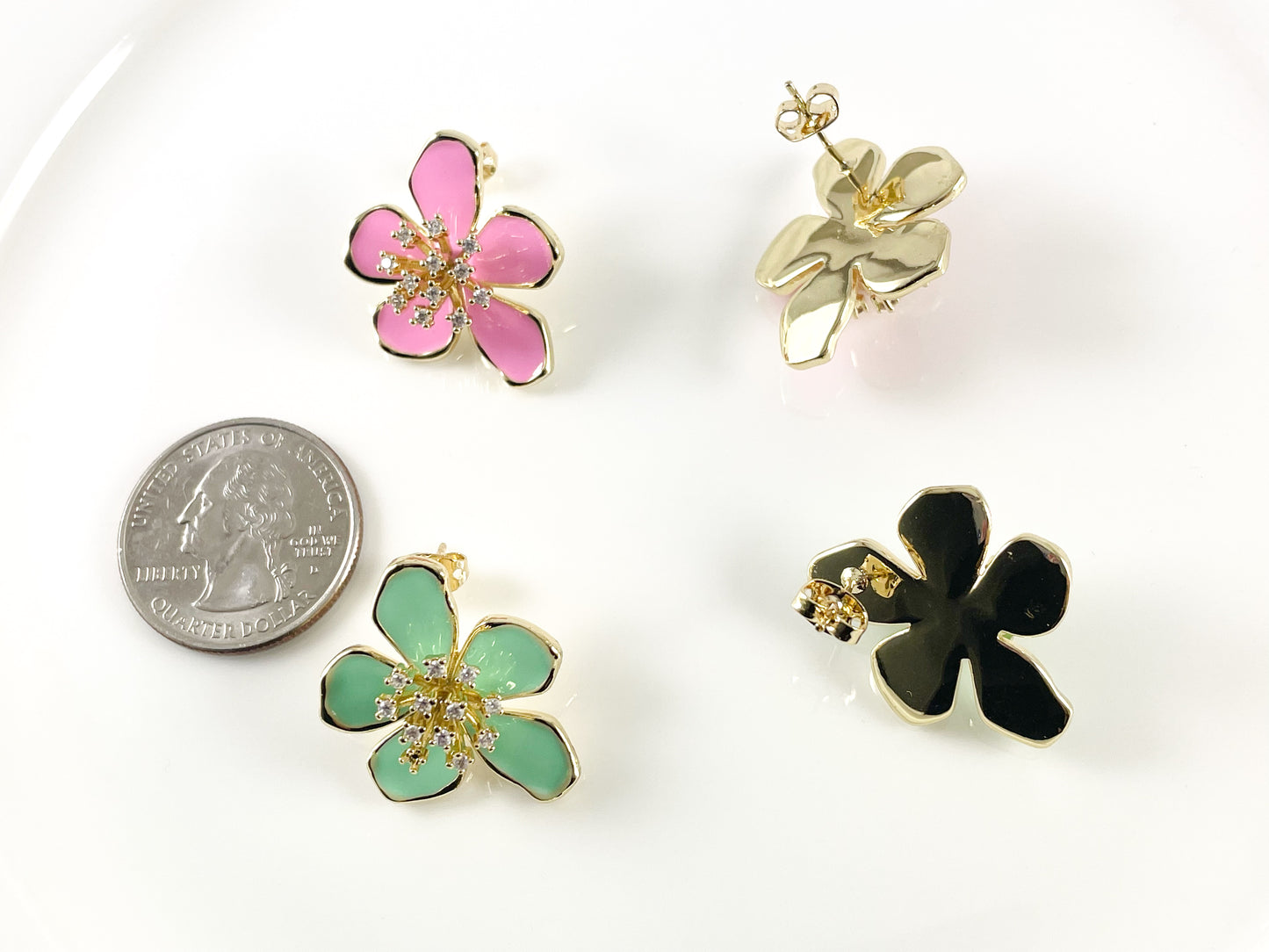 Real 18K chapado en oro CZ pavé esmalte neón naranja rosa amarillo menta blanco Margarita flor pendiente poste sobre cobre 3 pares