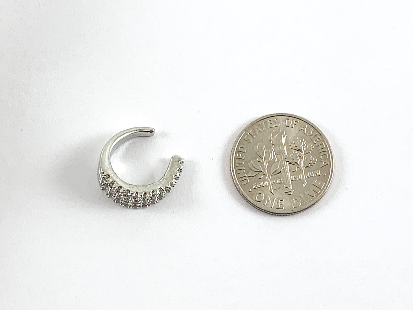 Orejeras de triple banda pavimentadas con circonita cúbica de cobre chapado en oro real de 18 quilates (¡sin perforación!) 6 piezas