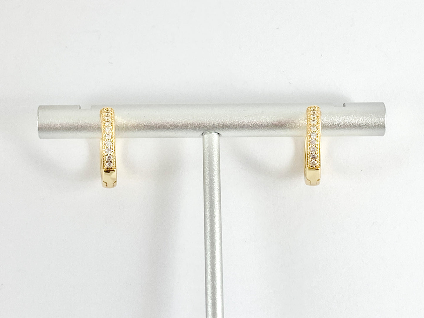 Huggies con pavé de circonita dorada, aretes lisos circulares chapados en oro real o plata de 18 quilates, 5 pares