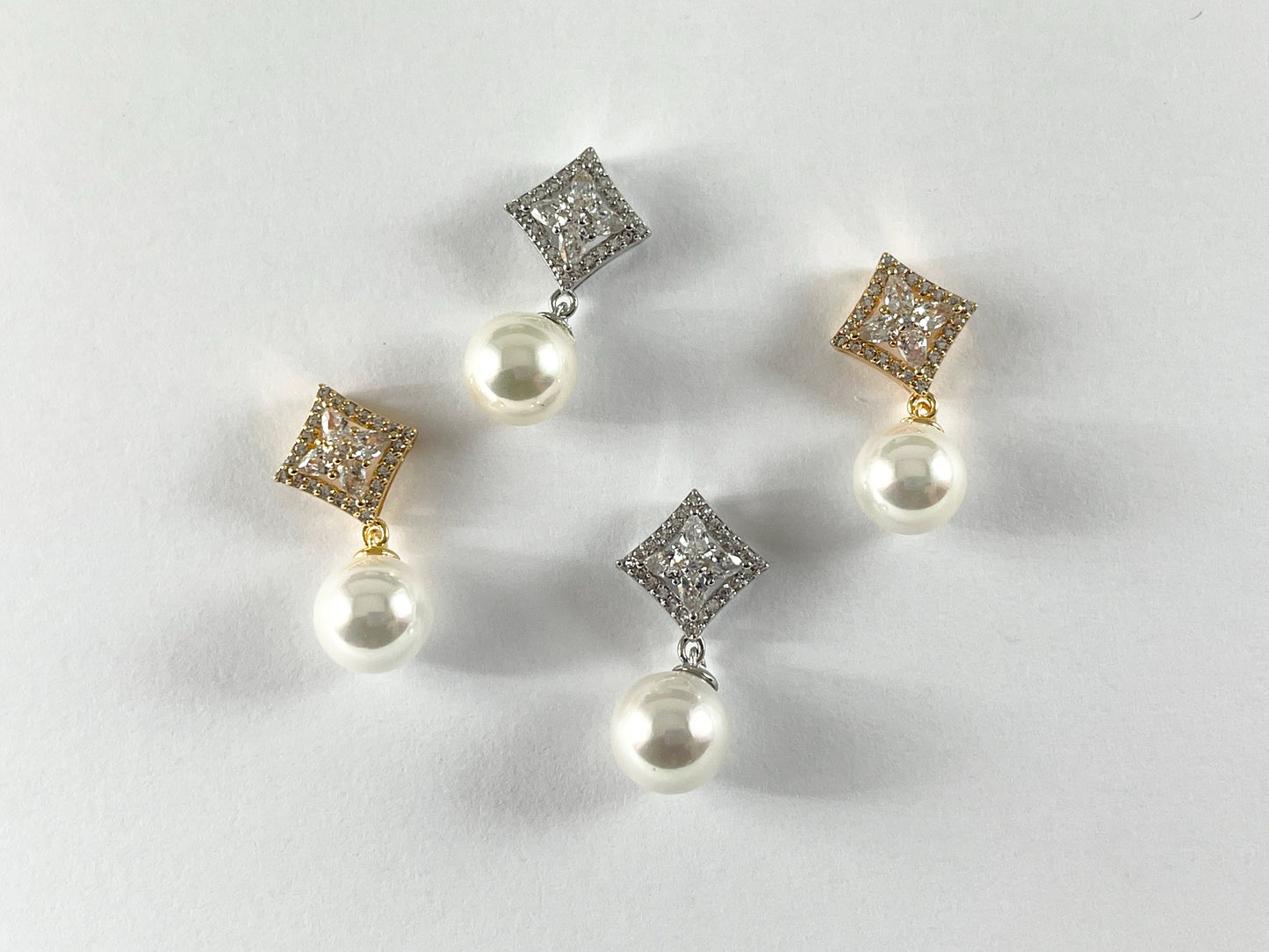 Real Gold/Platinum 18K Plated Micro CZ Pave Rhinestone Diamond Shape Mother of Pearl Pendant Charm Over Brass 6pcs