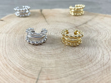 Cargar imagen en el visor de la galería, Ear Cuffs- Puños de eslabones con cuentas de triple banda en oro de 18 quilates y chapado en platino (¡¡Sin perforación!!) 10 piezas
