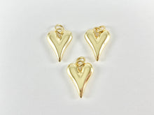 Load image into Gallery viewer, Cute Gold Heart Charms Pendants in 18K Gold plated Copper 10pcs
