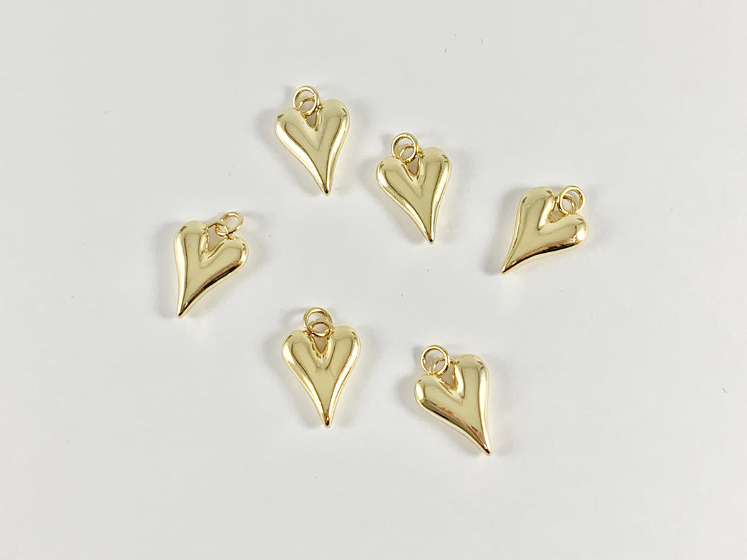 Cute Gold Heart Charms Pendants in 18K Gold plated Copper 10pcs