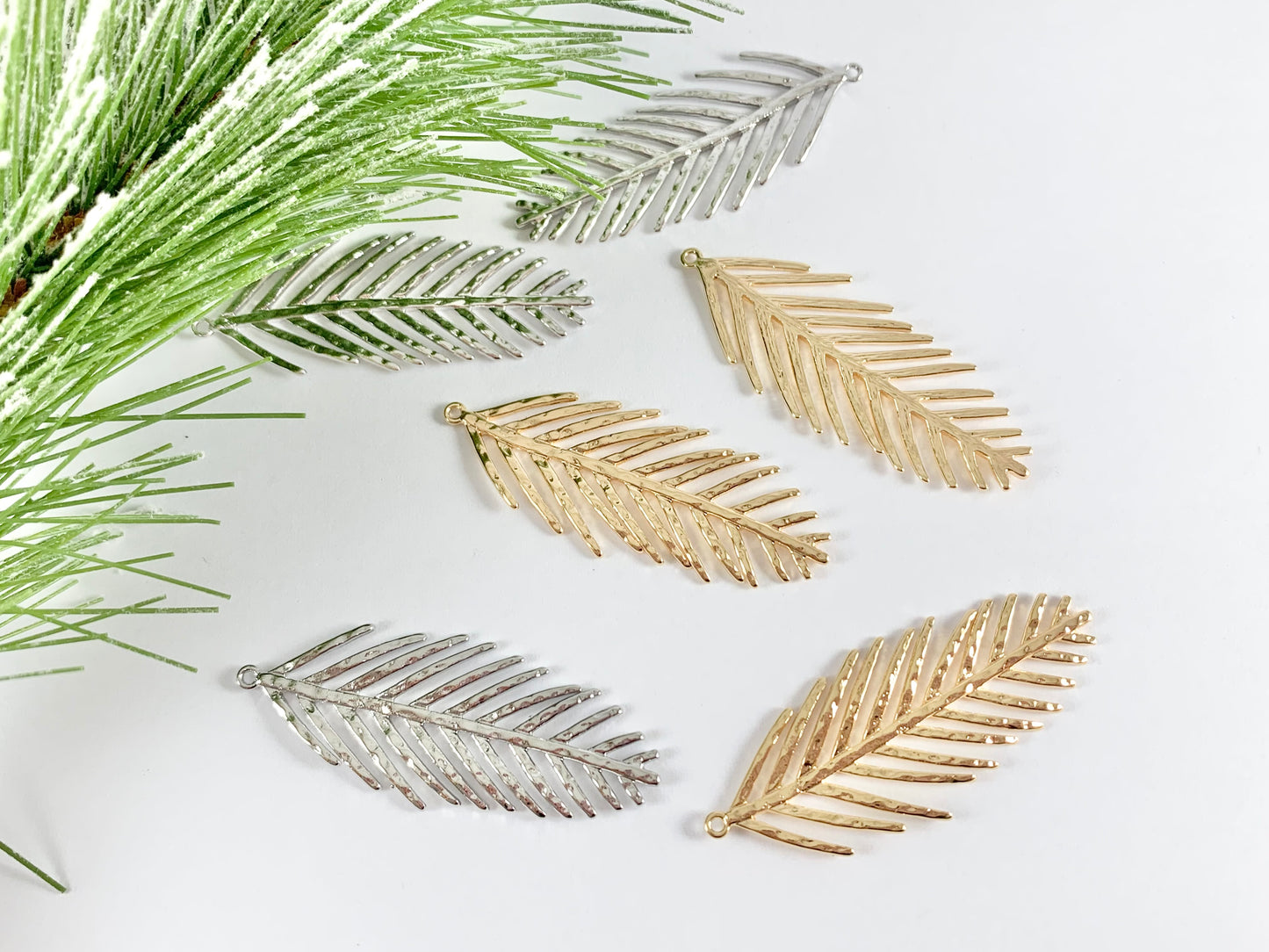 Delicately Detailed Leaf Pendants in 18k Gold or Silver Plating over Copper 6 pcs