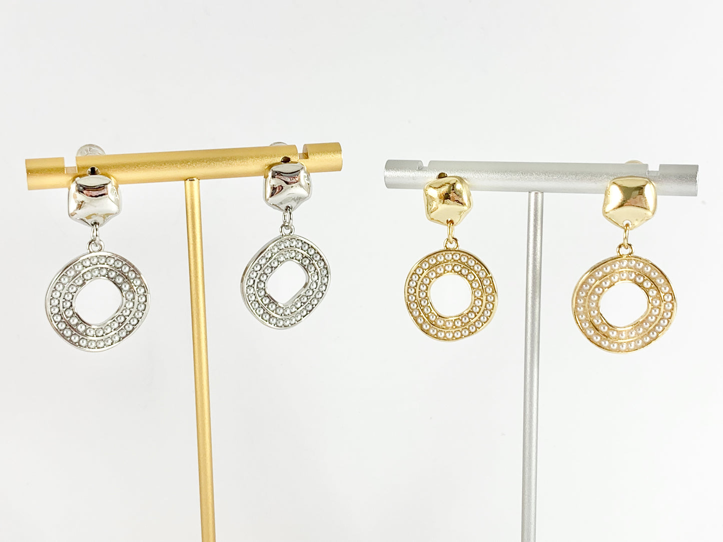 Elegantes Pendientes Colgantes de Círculo de Perlas en Oro de 18 Quilates o Cobre bañado en Plata 2 pares