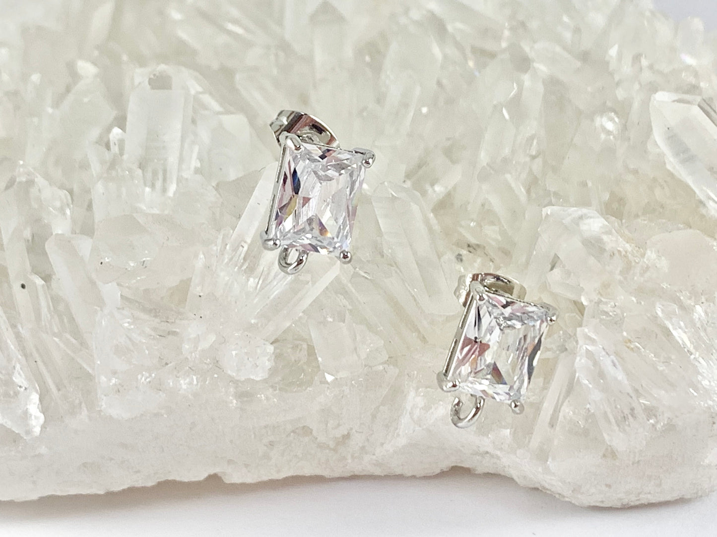 Componente del perno prisionero del pendiente del rectángulo del pavé chapado en oro real de 18 quilates sobre 5 pares de cobre