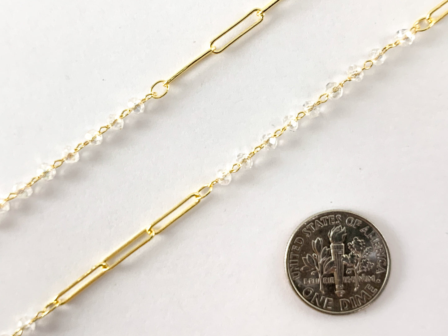 Cadena estilo clip chapada en oro de 18 quilates con cristales AB transparentes