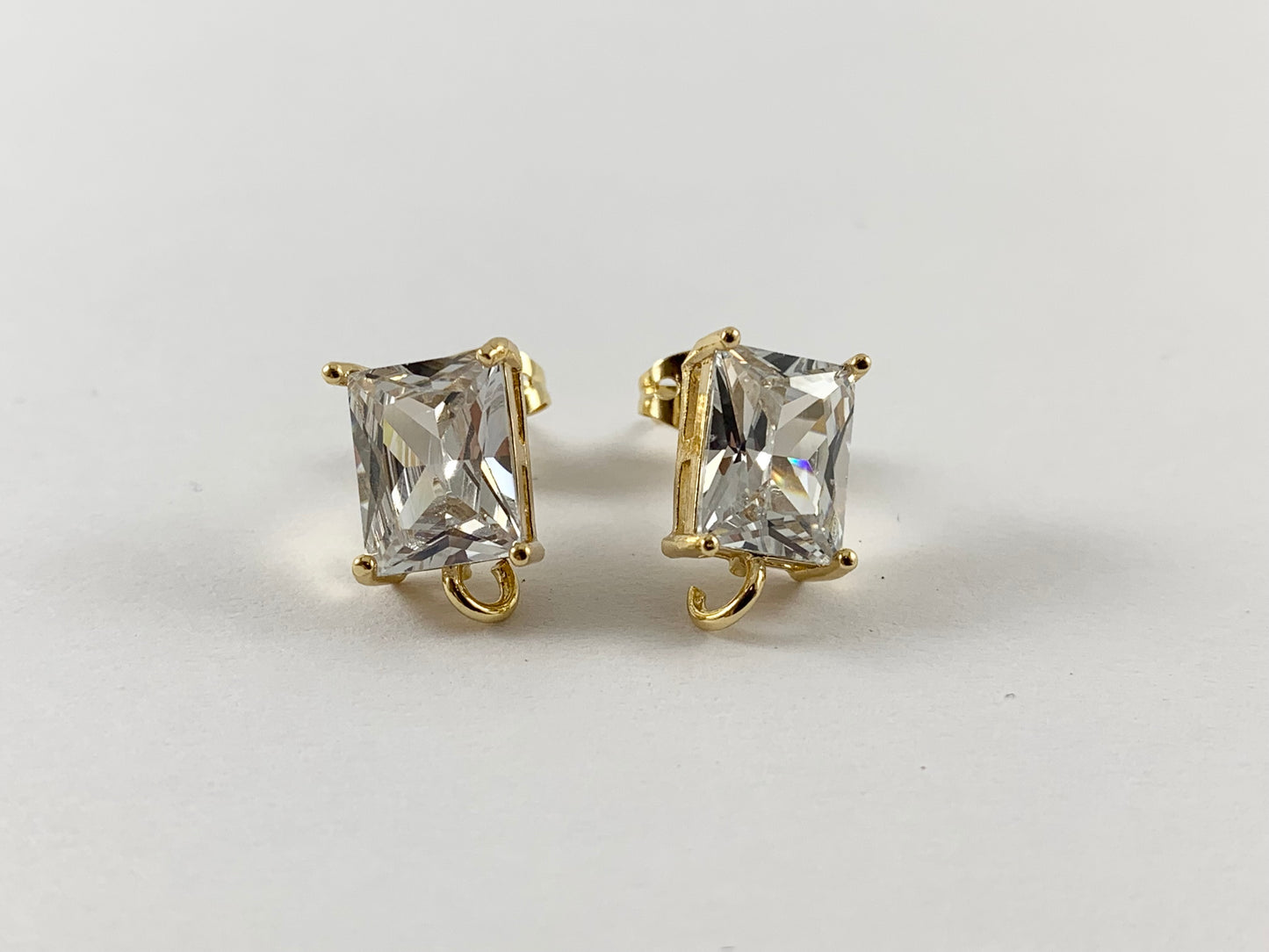 Componente del perno prisionero del pendiente del rectángulo del pavé chapado en oro real de 18 quilates sobre 5 pares de cobre