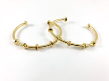 Cargar imagen en el visor de la galería, Pulsera ajustable con diseño de tornillo de cobre chapado en oro real de 18 quilates, puños abiertos, 3 piezas
