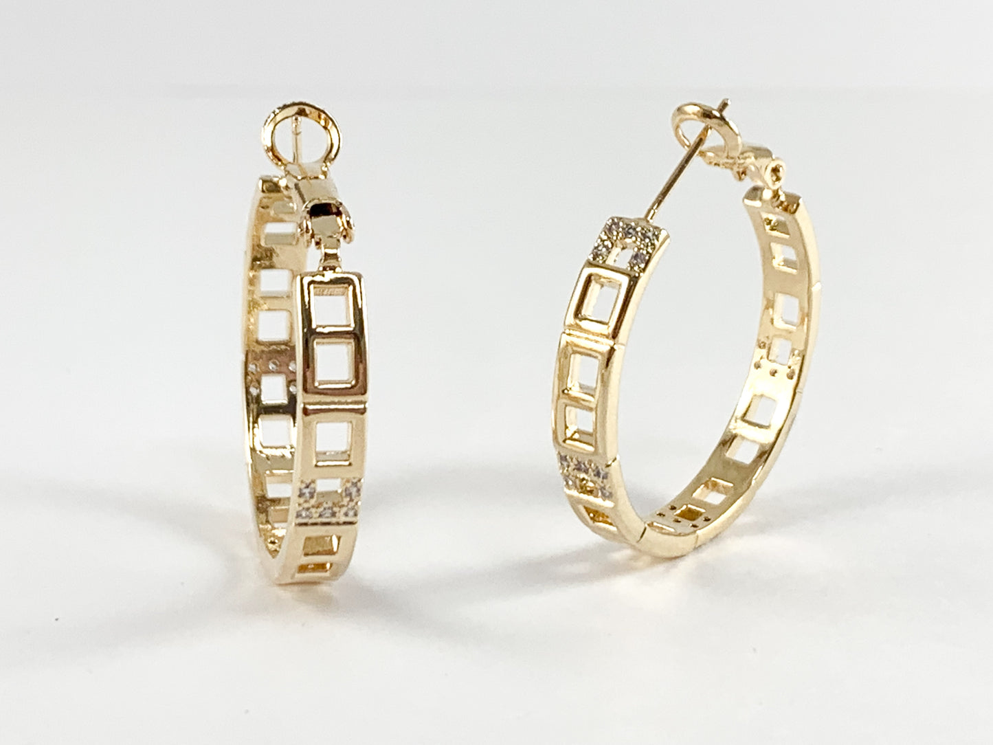 Pendientes de aro con pavé de circonita cúbica y eslabones cuadrados en cobre chapado en oro o plata de 18 k, 2 pares