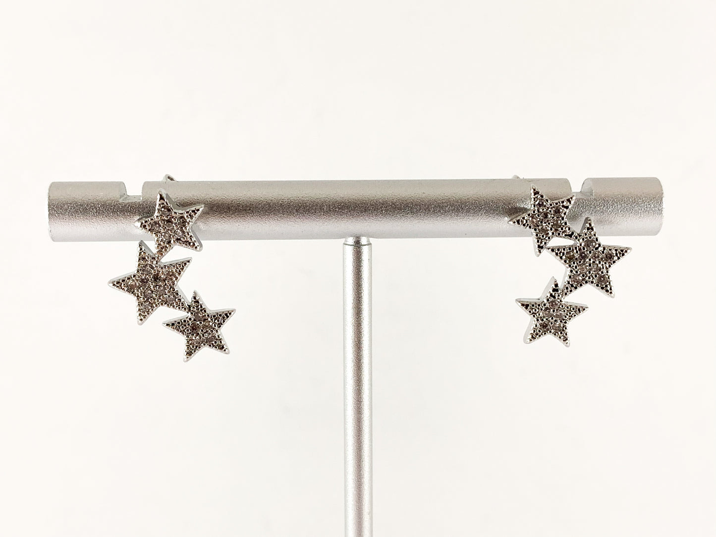 Pendiente de triple estrella pavimentado con circonita cúbica chapada en oro/platino real de 18 quilates sobre cobre, 3 pares