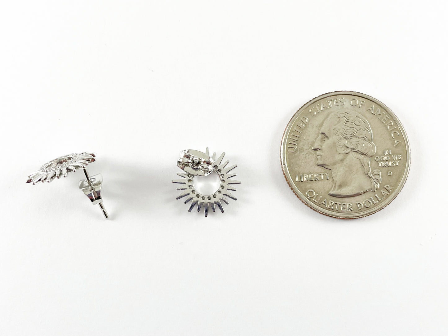 Real 18K chapado en oro/platino CZ Pave Sunburst Sun Circle Pendiente Stud sobre cobre 5 pares