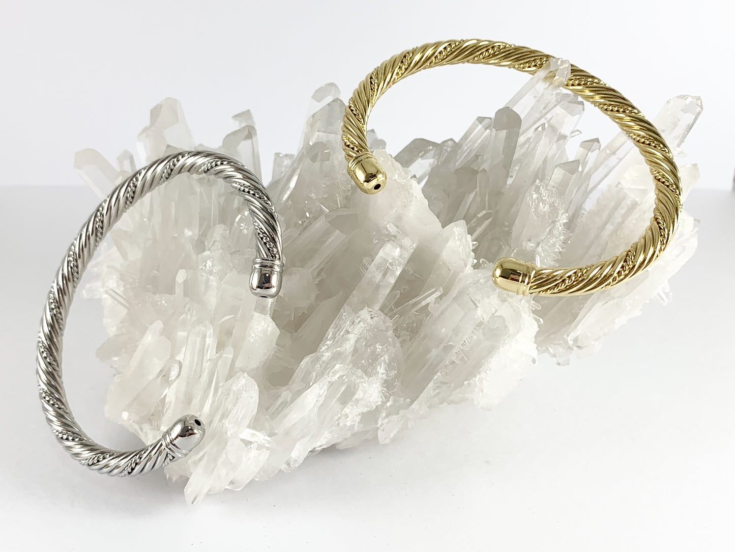 Brazalete trenzado trenzado de cobre chapado en oro real/platino de 18 quilates, 2 piezas en una bolsa